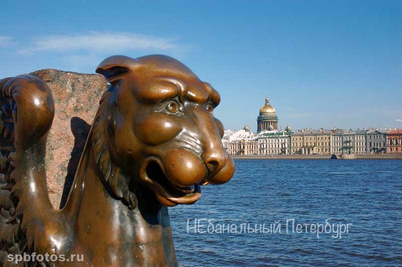 Необычные Памятники Петербурга