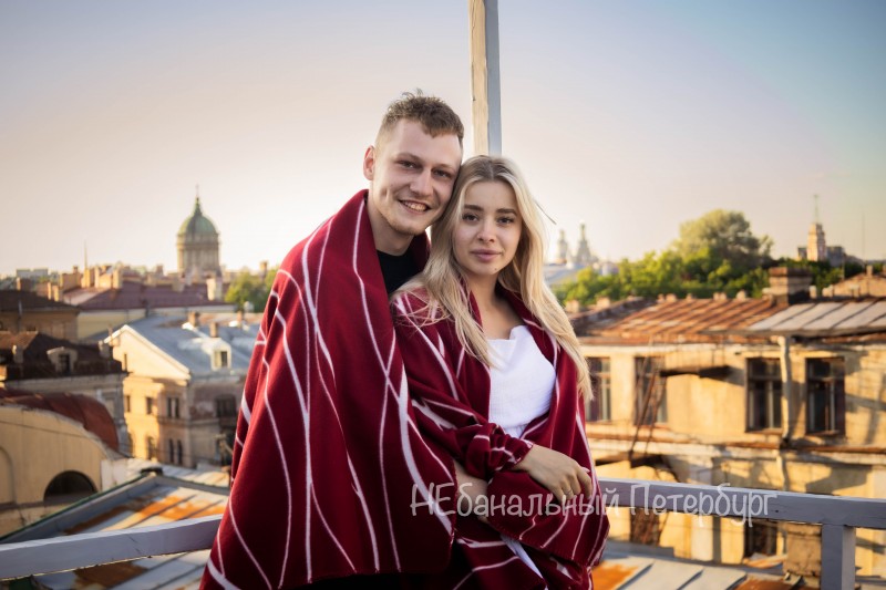 Свидание на крыше с видом на Казанский собор