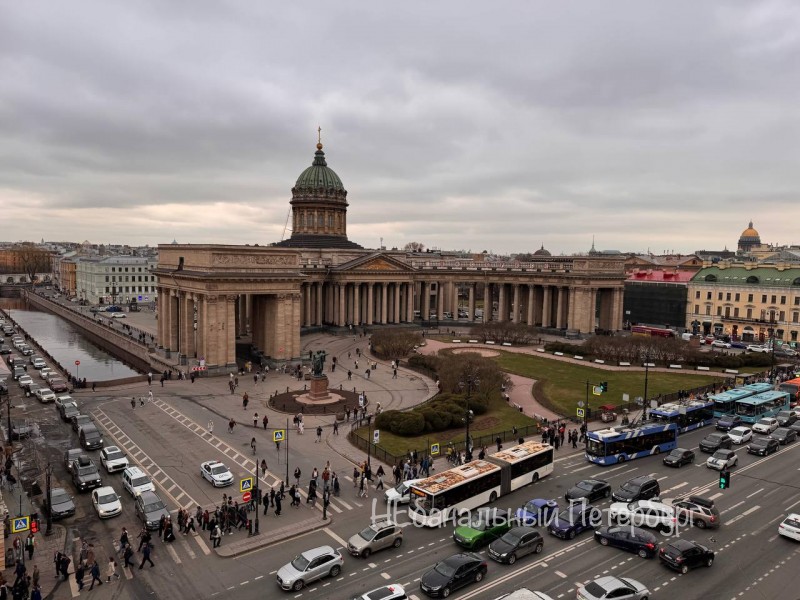 Смотровая площадка у здания Зингер
